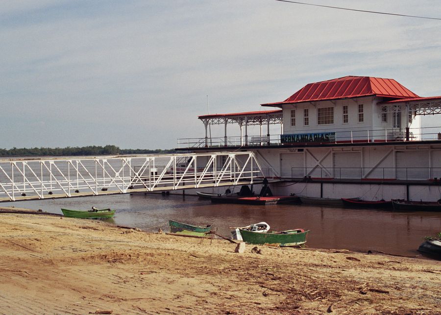 hernandarias flotante