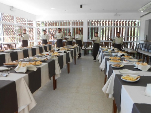 pescadores de pueblo brugo