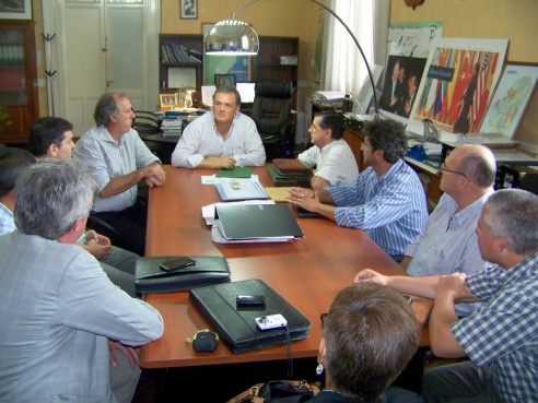 Entregan aportes para viviendas&nbsp;sociales