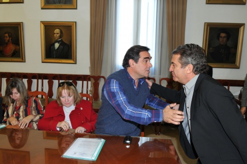 Urribarri anunció viviendas para&nbsp;docentes