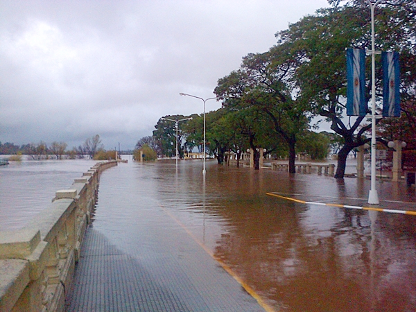 El río Uruguay ya superó los 12 metros en Concordia inundando parte de la nueva&nbsp;costanera