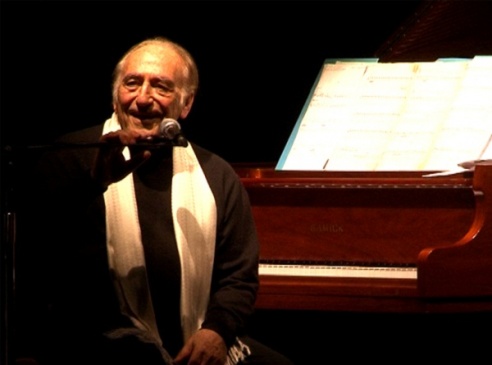 Miguel Ángel Estrella toca en «La Vieja&nbsp;Usina»