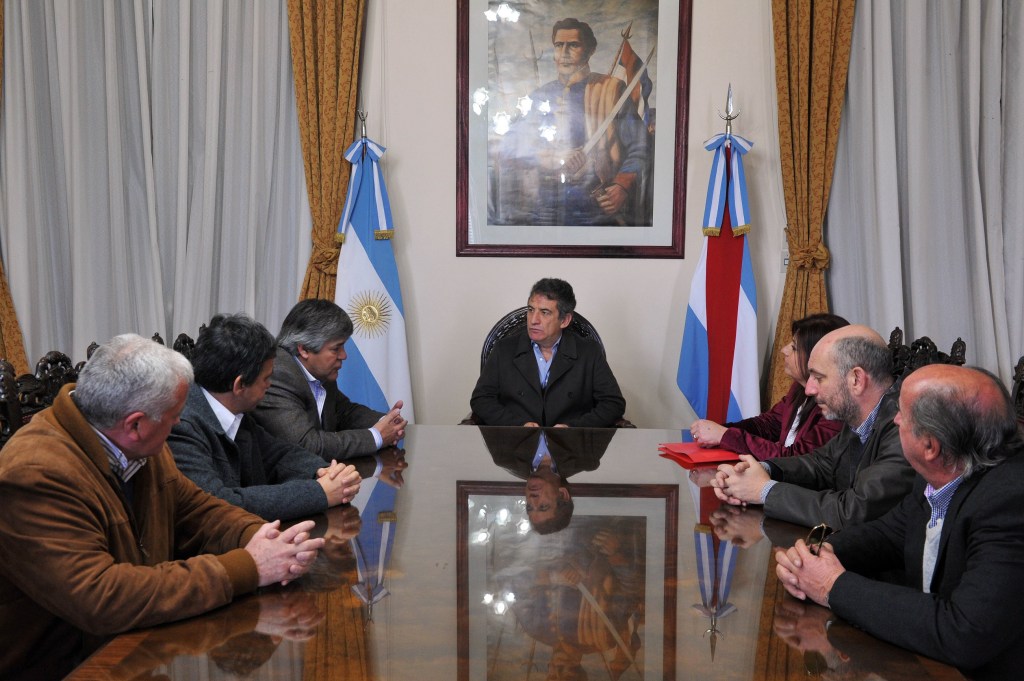 Urribarri recibió al directorio del&nbsp;IOSPER