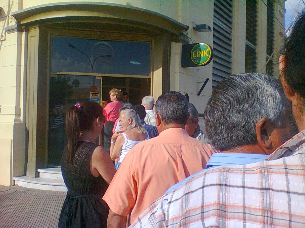 Comienza el pago de los haberes a la Administración&nbsp;Pública