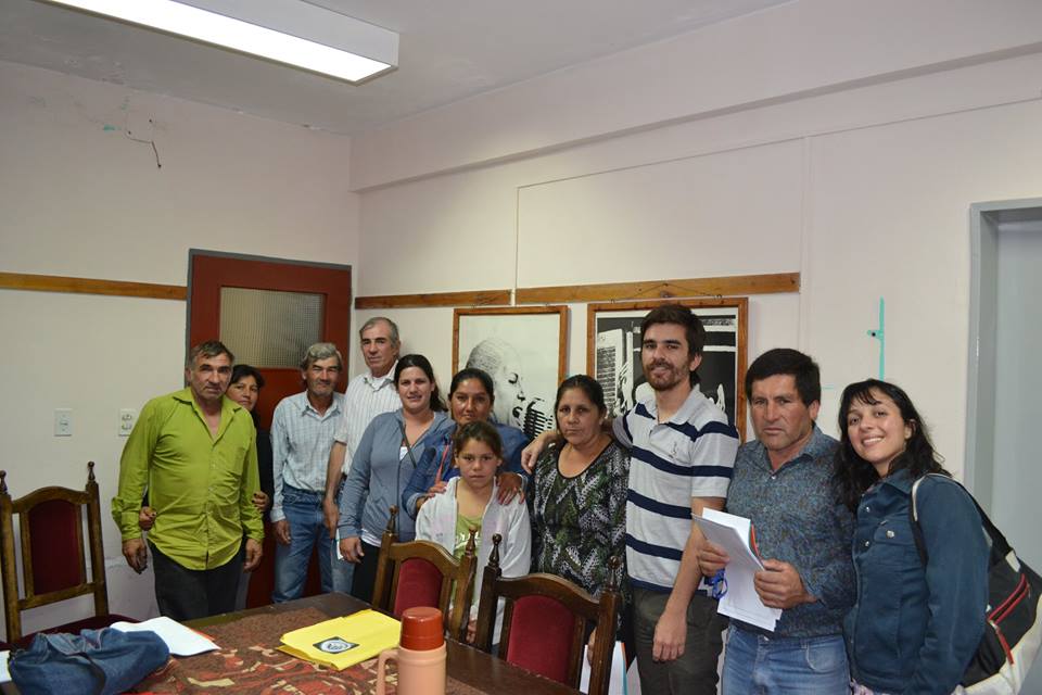 En Santa Elena, ladrilleros organizan su&nbsp;sindicato