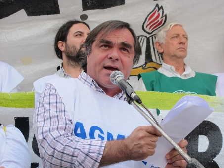 Sindicato docente se movilizó en reclamo de aumento&nbsp;salarial