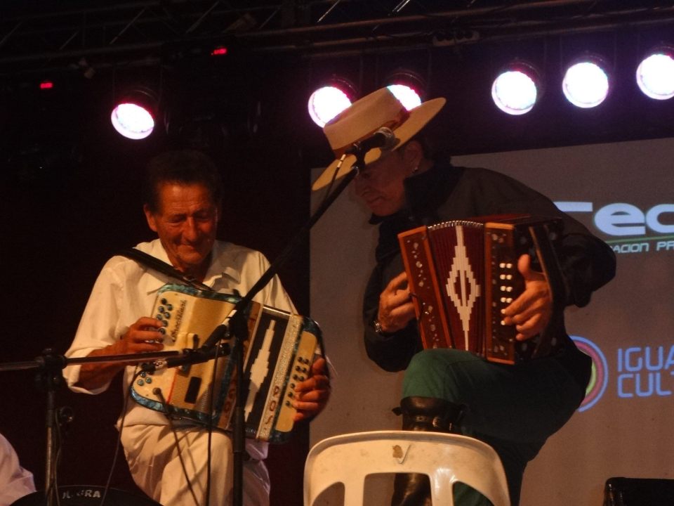 chamarrita tarragó ros