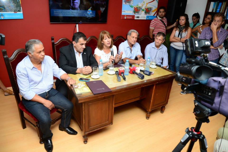 10945055_912092035487832_4962808033174763129_n