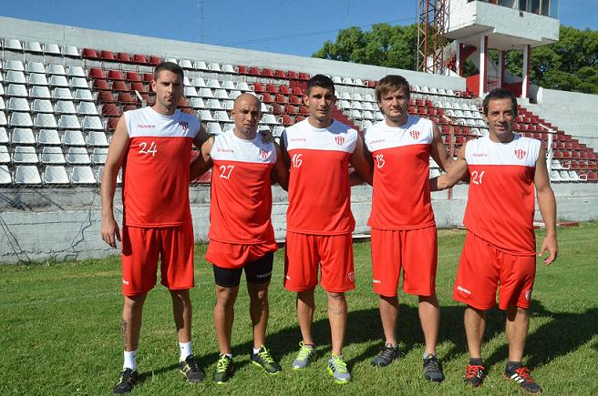 el gato se entrena fútbol nacional b