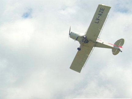 lv - aze avion fumigador