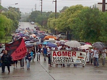 Concordia: docentes se movilizaron por&nbsp;paritarias