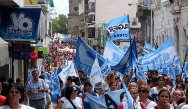 marcha docente marzo