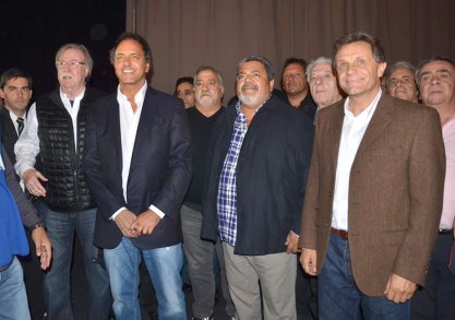 La UOCRA apoya la precandidatura de Scioli