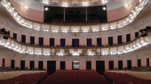 El Teatro 3 de Febrero y la Escuela Normal reconocidas como Patrimonio Cultural