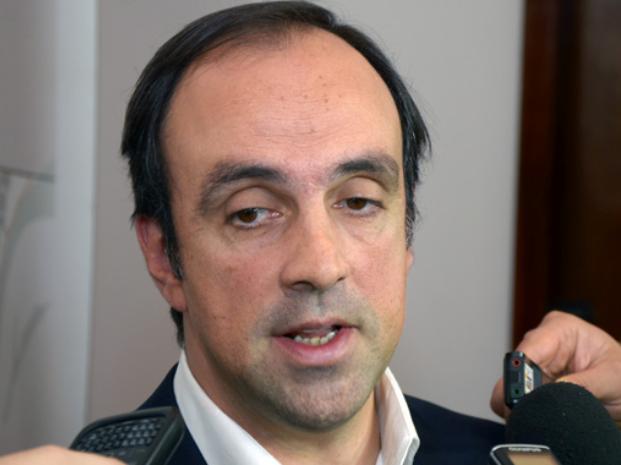 “Las trazas elegidas no cumplen con los referencias establecidas y van a inundar la&nbsp;ciudad”