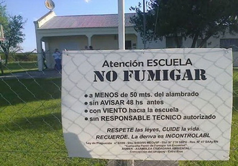 Denuncian que una escuela fue fumigada sin respetar las nuevas distancias