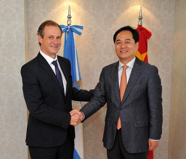 bordet china presidente