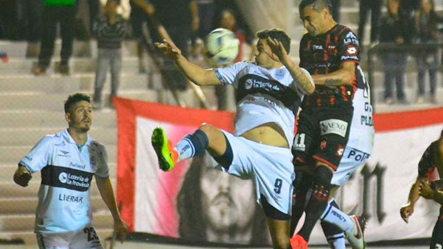 Patronato con la cabeza&nbsp;gacha