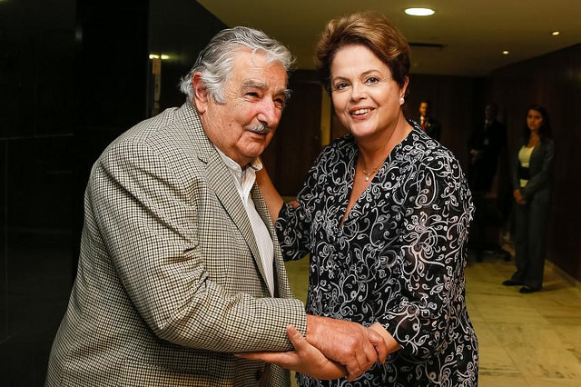 Líderes latino-americanos se posicionam contra o&nbsp;golpe