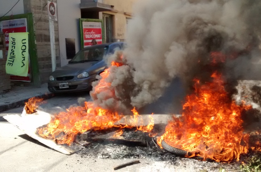 Protesta de la UOCRA por sueldos&nbsp;impagos