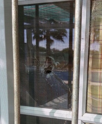 Contaminación química: balearon la casa de uno de los&nbsp;vecinos