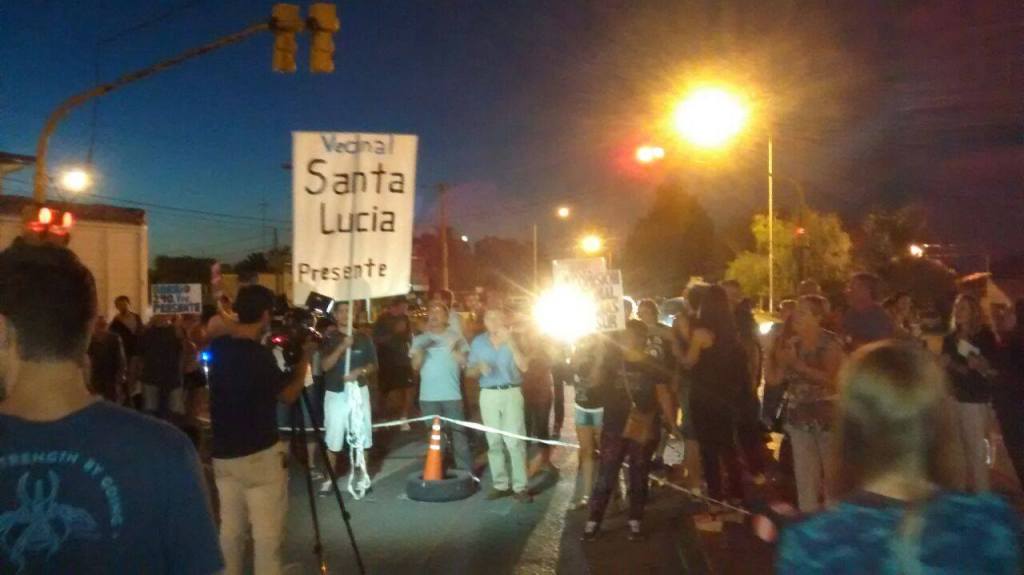 Protesta de vecinos en Avenida de las&nbsp;Américas