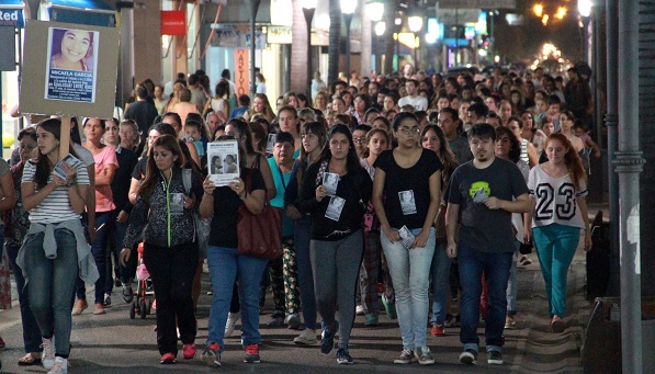 escrache a jues rossi