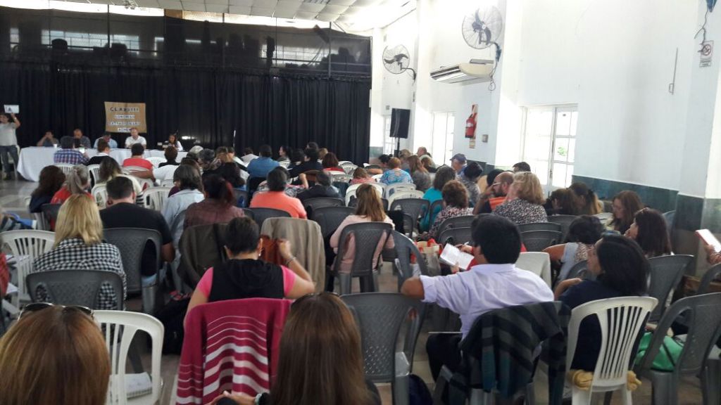 Docentes no aceptaron la propuesta del gobierno por&nbsp;«insuficiente»