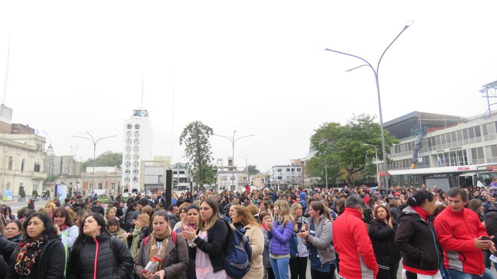 Docentes realizaron asambleas y marcharon al&nbsp;CGE