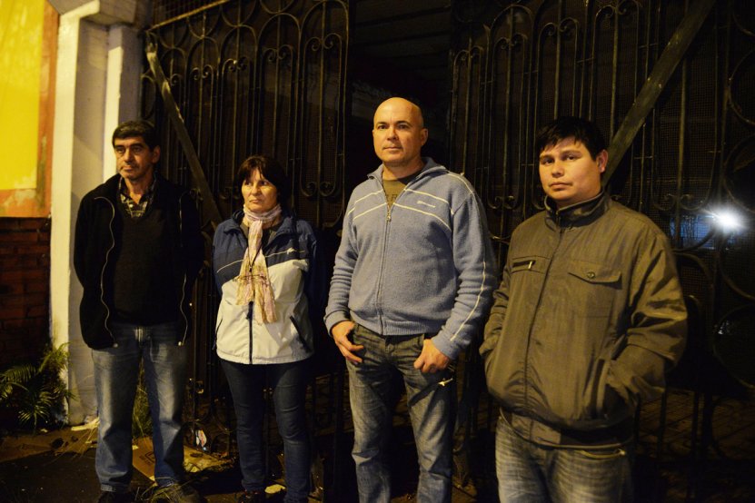 Trabajador despedido y su familia viven en Hotel&nbsp;Alvear