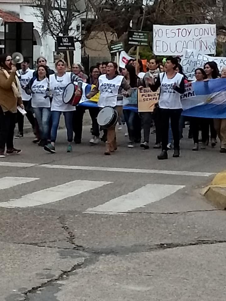 40402823_1799924846792768_533412007332806656_n