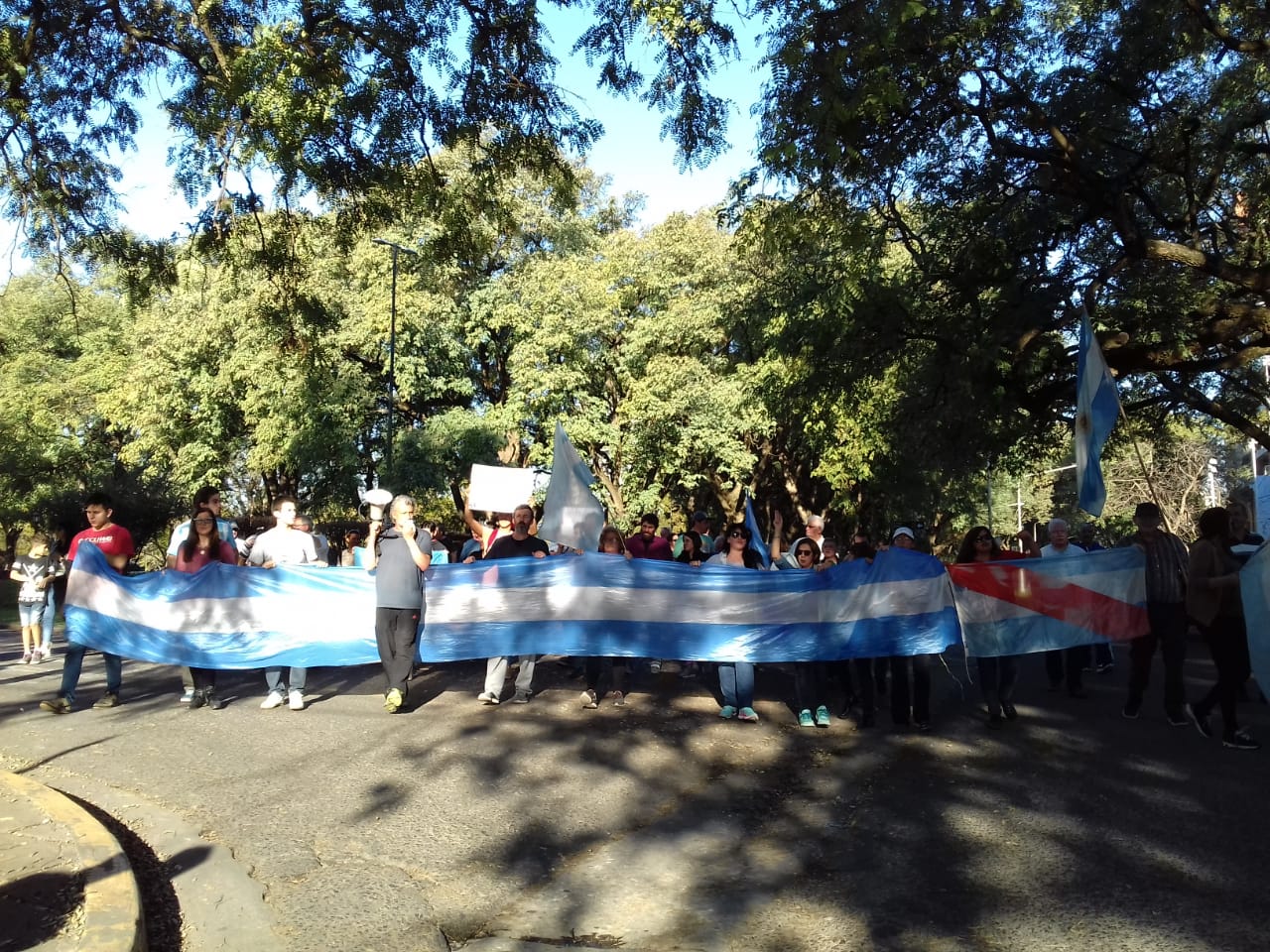 _303700_692018_WhatsAppImage2018-09-06at17.22.05