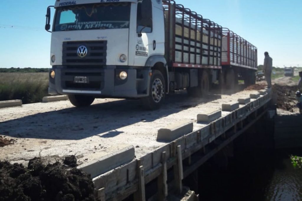 Habilitan puente en&nbsp;Feliciano