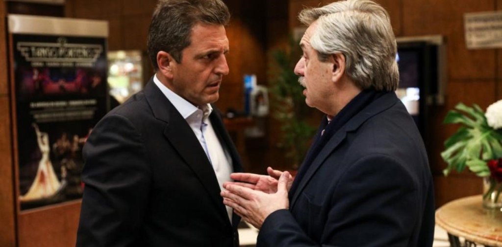 sergio-massa-junto-al-candidato