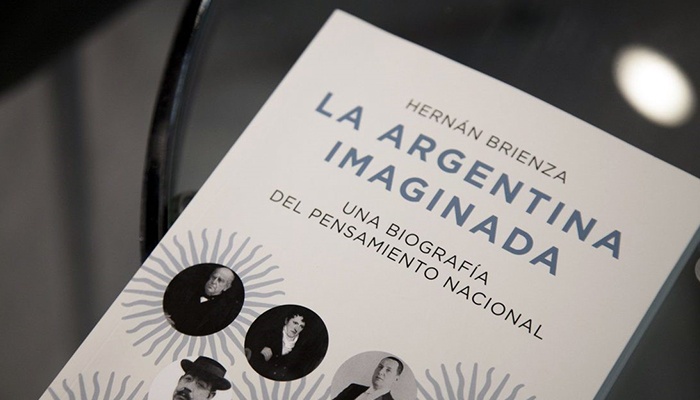 En Entre Ríos, Brienza presentó un libro