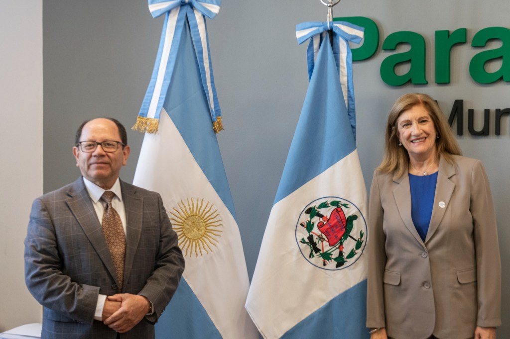Embajador de Guatemala estuvo en&nbsp;Paraná