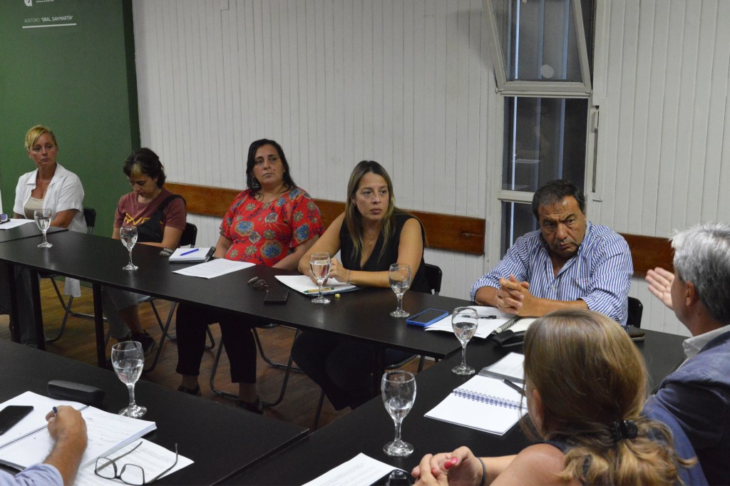 Se juntó la Mesa de "Diálogo Social"