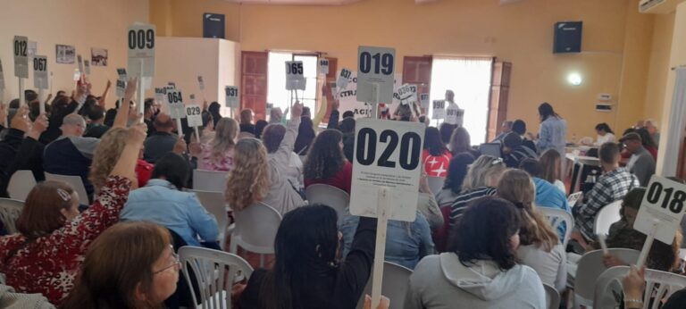 Congreso docente reclamó «urgente» convocatoria y propuesta&nbsp;salarial