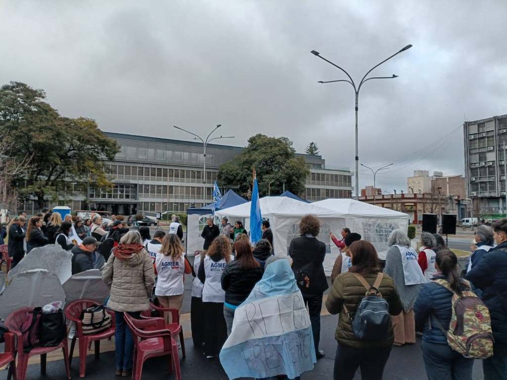 Volvió el acampe docente a Plaza&nbsp;Mansilla